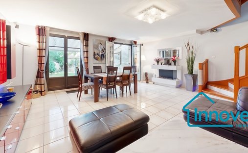 House in Le Chesnay, Le Chesnay-Rocquencourt, France 1