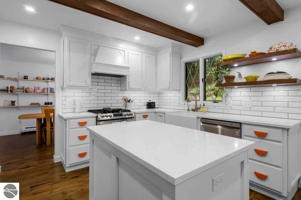 House in Traverse City, Michigan, United States 5 - 18676635