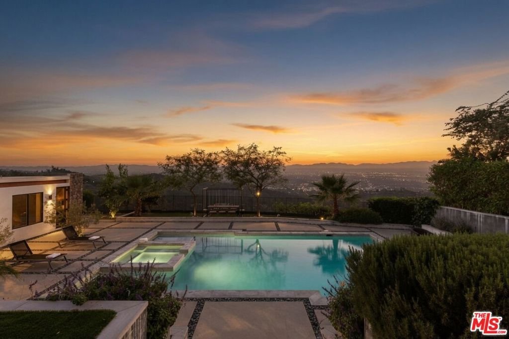 House in Los Angeles, California, United States 1 - 18678621