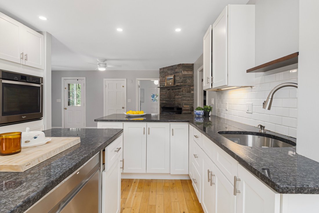 House in Barrington, Rhode Island, United States 4 - 18674416