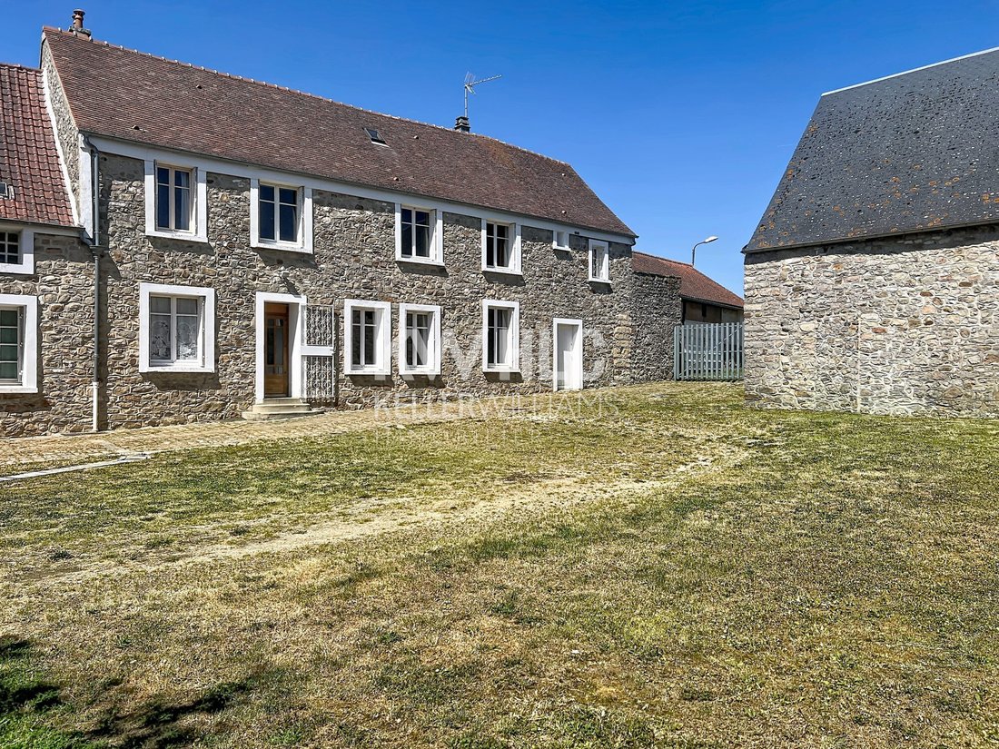 Farm Ranch in Livilliers, Île-de-France, Frankreich 1 - 18489599