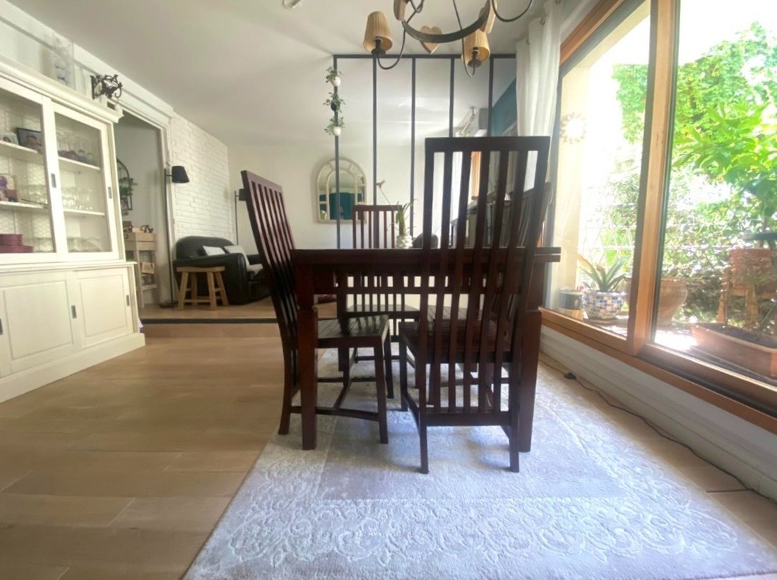 Apartment in Violet Commerce, Paris 15e Arrondissement, Paris 5 - 18678014