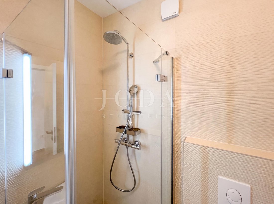 Apartment in Grad Novi Vinodolski, Primorje-Gorski Kotar County, Croatia 5 - 18677629