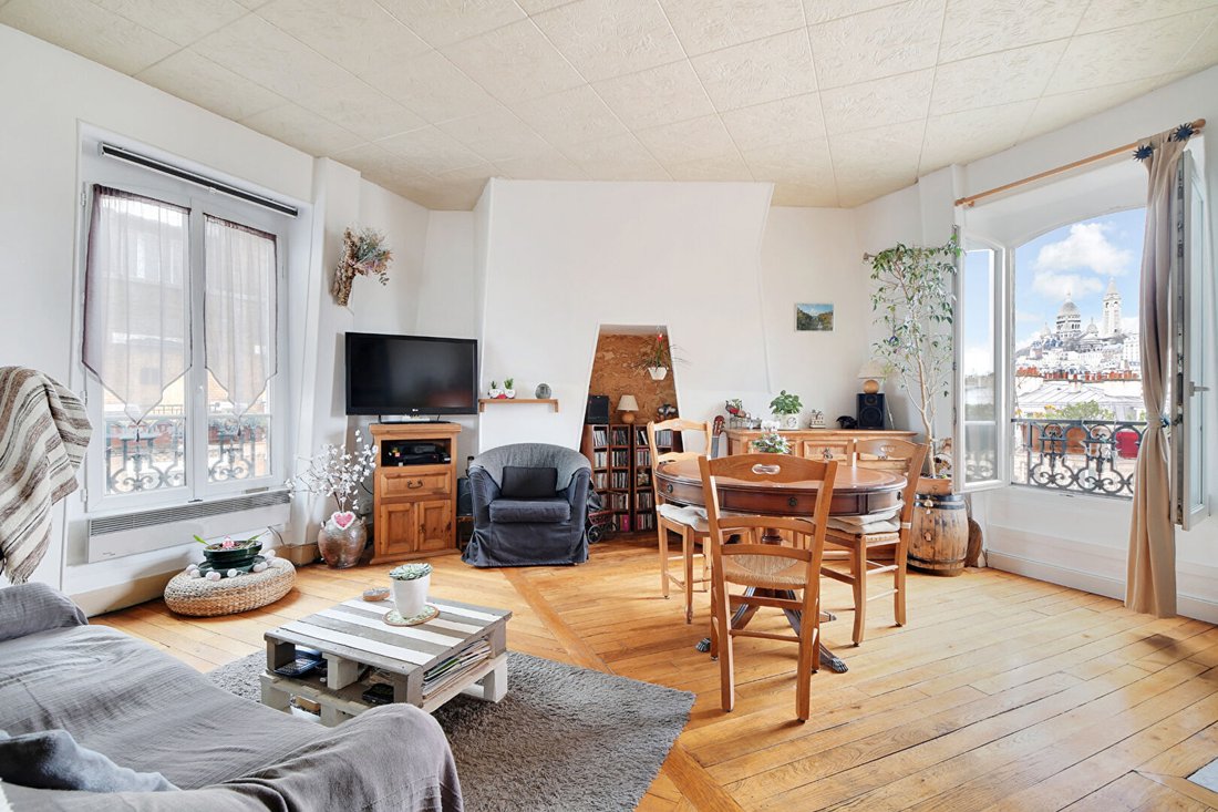 Apartment in Clignancourt-Jules Joffrin, Paris 18e Arrondissement, Paris 2 - 18676386