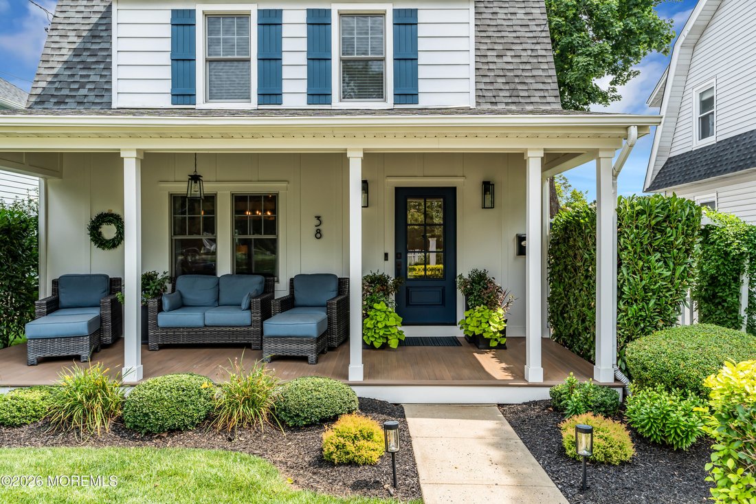 Red Bank, New Jersey, United States 4 - 18678307