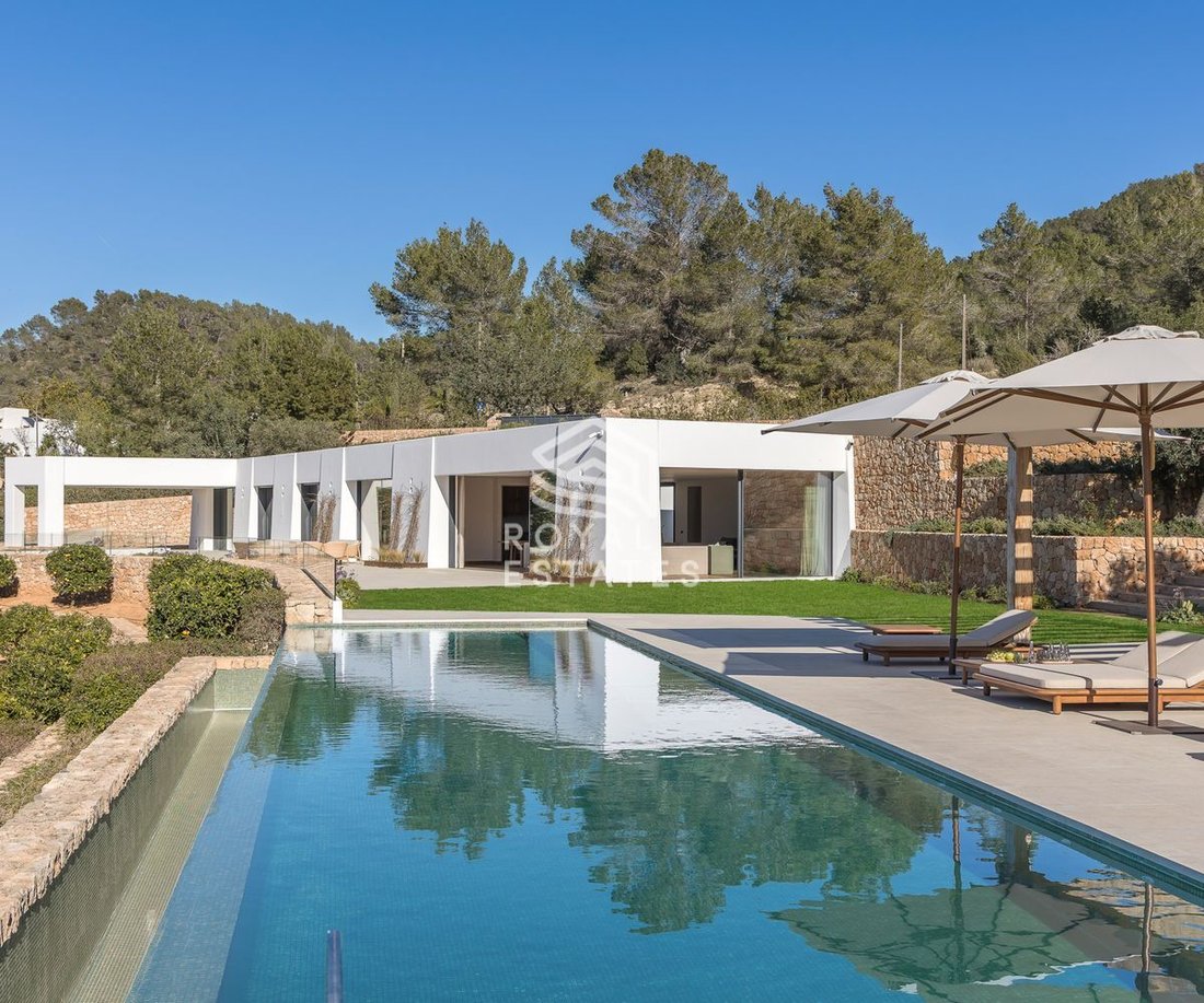 Villa in Sant Agusti des Vedra, Sant Josep de sa Talaia, Balearic Islands 4 - 18678032