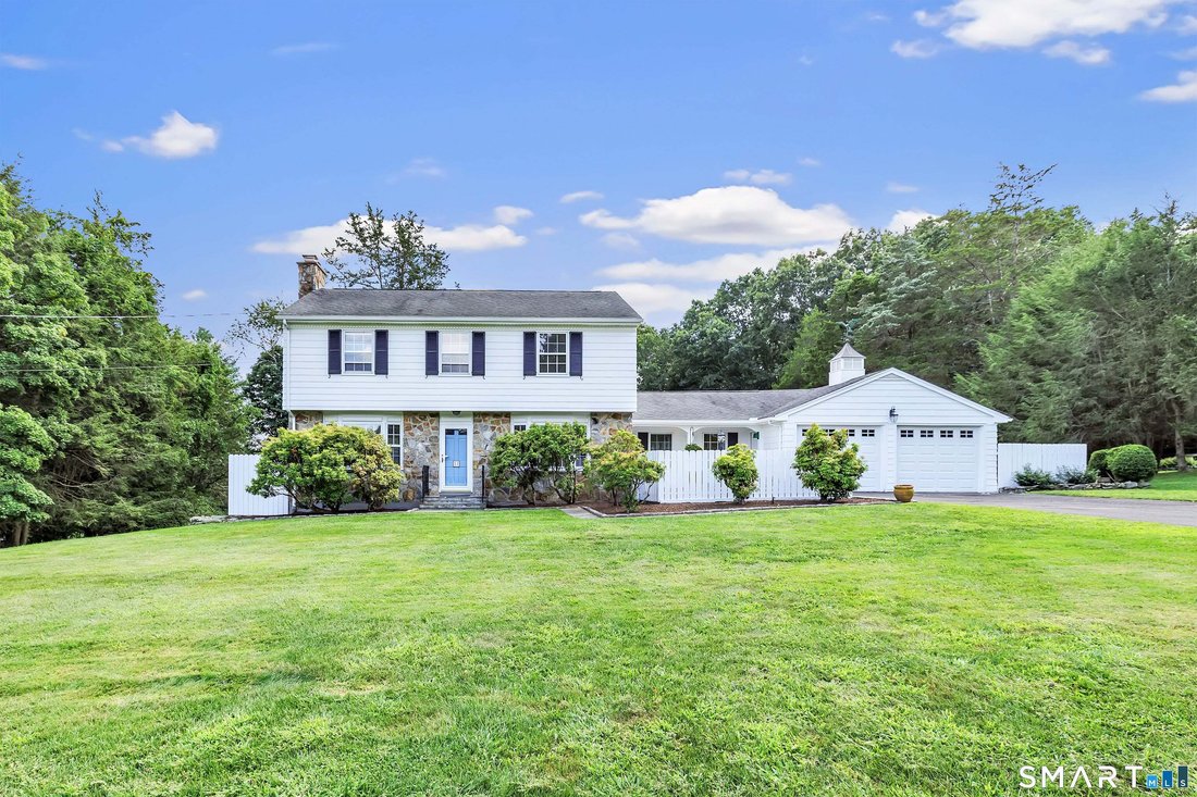 House in Trumbull, Connecticut, United States 2 - 18676686