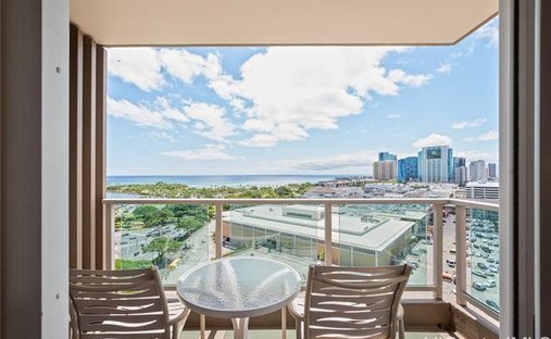 Condo in Honolulu, Hawaii, United States 1