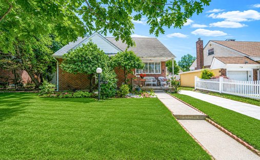 House in New York, New York, United States 1