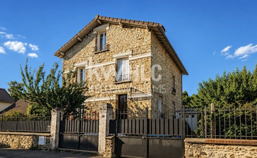 Maison à Centre-Cote, Deuil-la-Barre, France 1