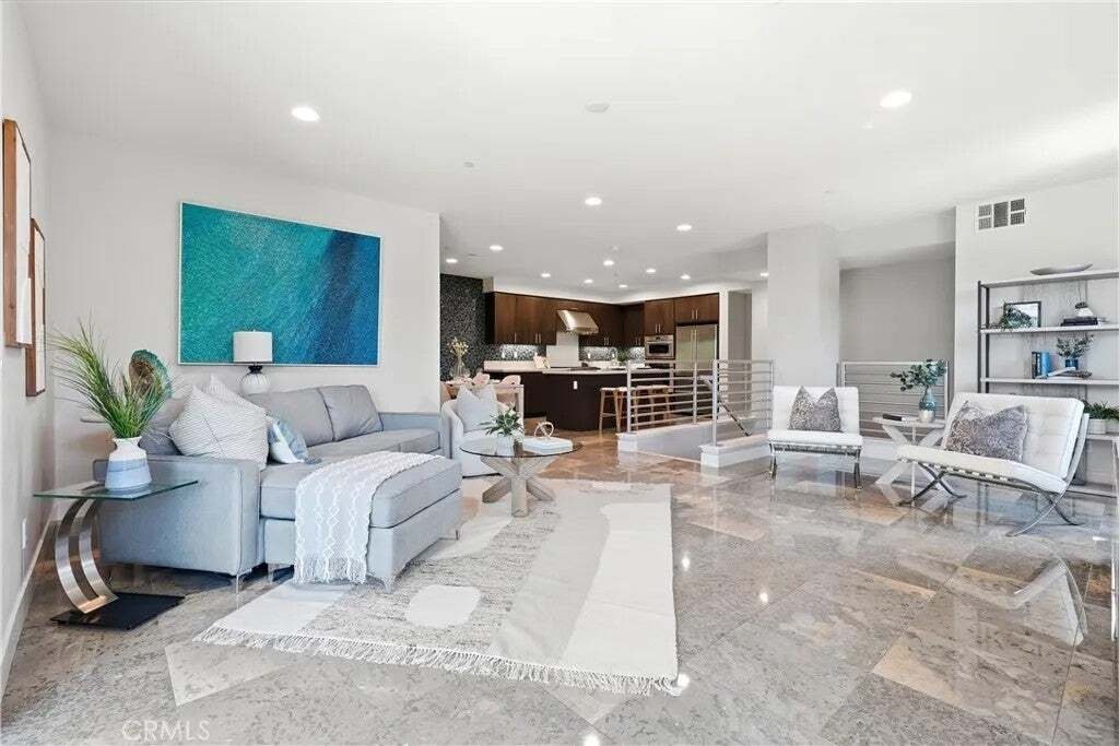 Condo in Irvine, California, United States 5 - 18677050