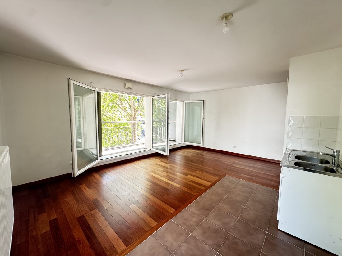 Apartment in Manin-Jaurès, Paris 19e Arrondissement, Paris 4 - 18678391