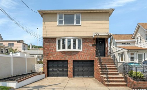 House in Harrison, New Jersey, United States 1