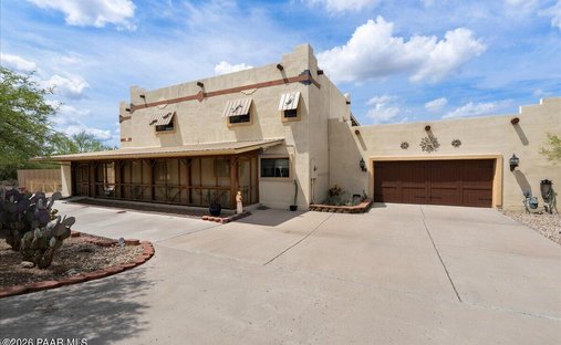 House in Black Canyon City, Arizona, United States 1