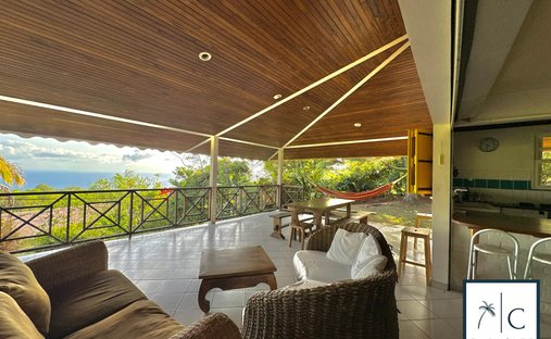Villa in Le Carbet, Arrondissement Saint-Pierre, Martinique 1