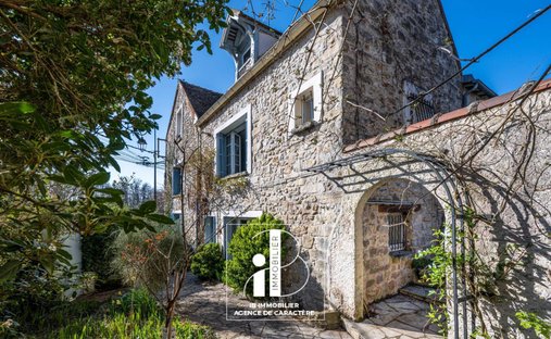 House in Samois-sur-Seine, Ile-de-France, France 1