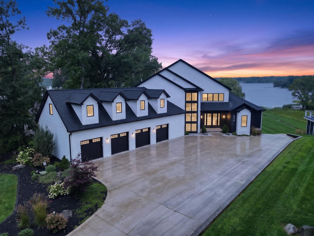 House in Leesburg, Indiana, United States 1 - 18674387