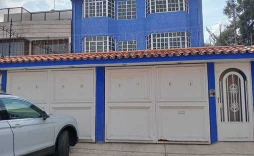 House in Santa Catarina Yecahuitzotl, Mexico City, Mexico 1