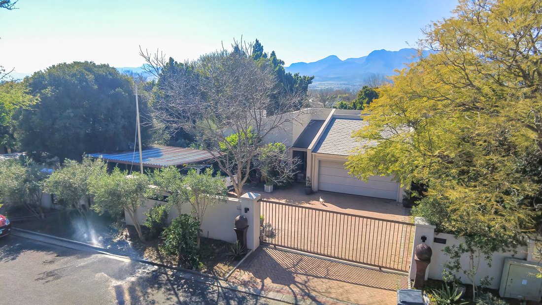 House in Drakenstein Local Municipality, Western Cape, South Africa 1 - 18675263
