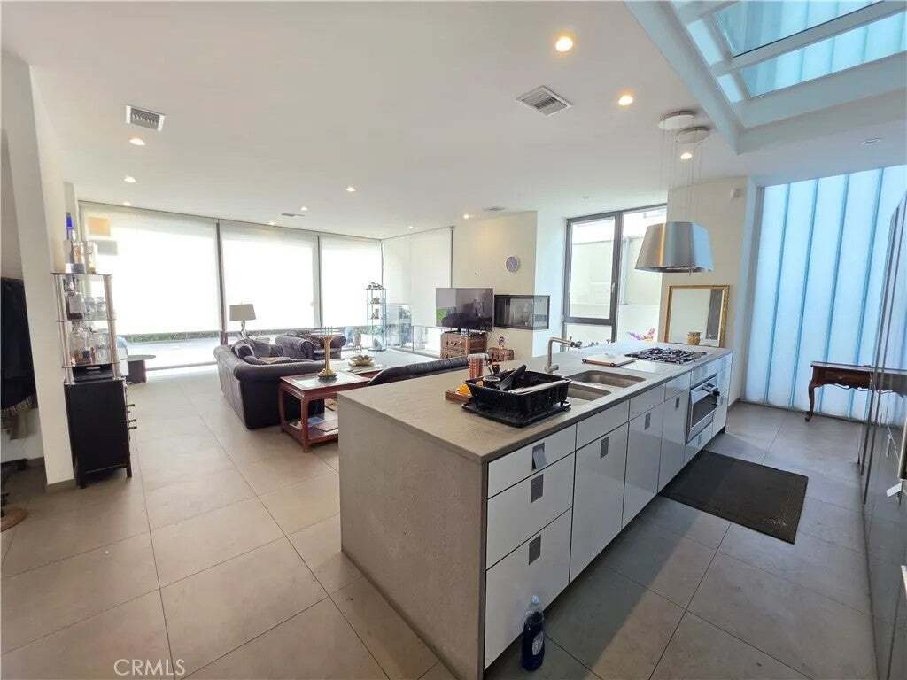 Townhouse in Signal Hill, California, United States 3 - 18676933