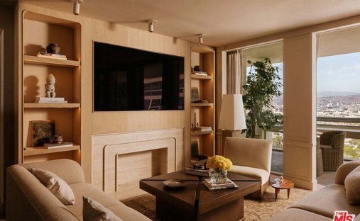Condo in Los Angeles, California, United States 1