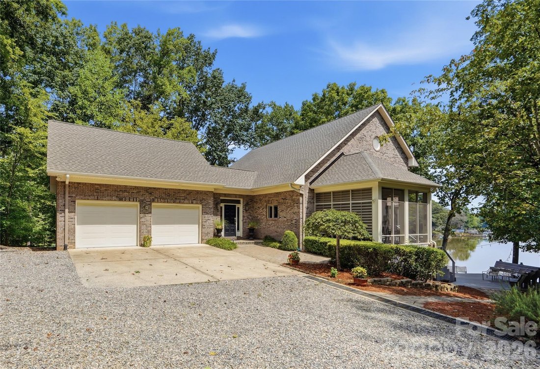 House in Belmont, North Carolina, United States 3 - 18676064