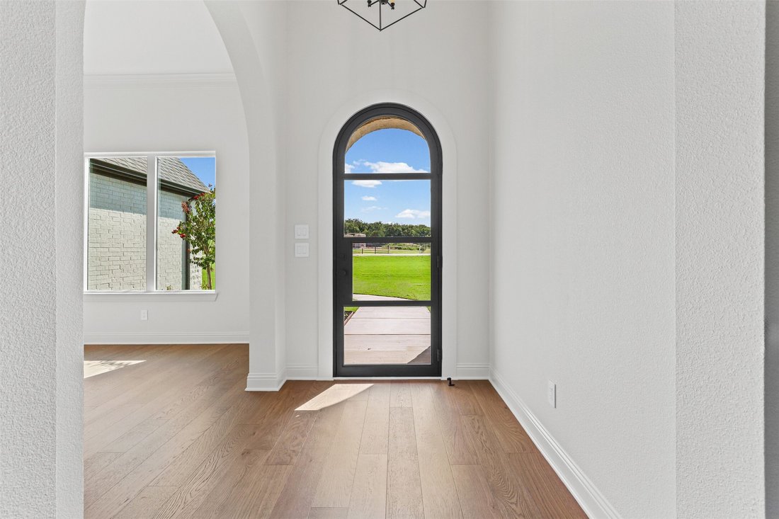 House in Granbury, Texas, United States 4 - 18676095