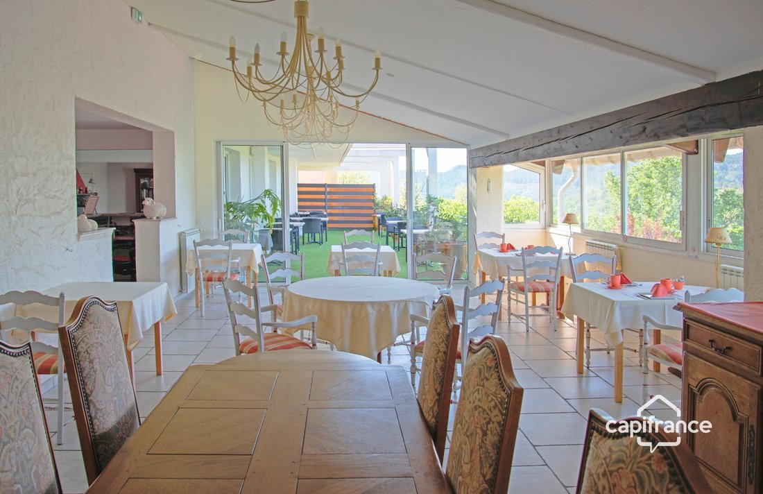 Villa in Bagnols-en-Forêt, Provence-Alpes-Côte d'Azur, France 5 - 16934031