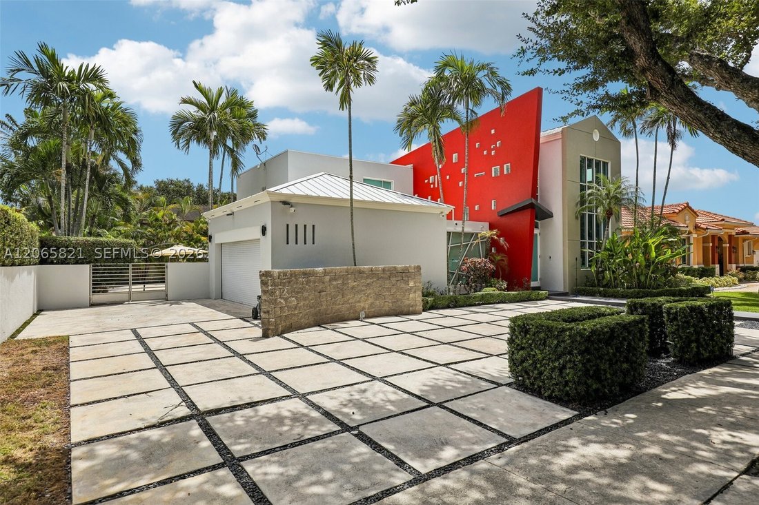House in Hialeah, Florida, United States 3 - 18600900