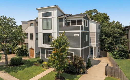 Co Op in Nashville, Tennessee, United States 1