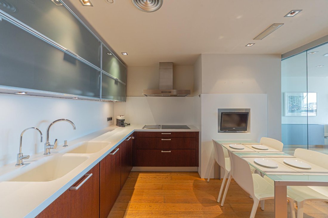 Apartment in Sarrià-Sant Gervasi, Barcelona, Spain 5 - 18302563