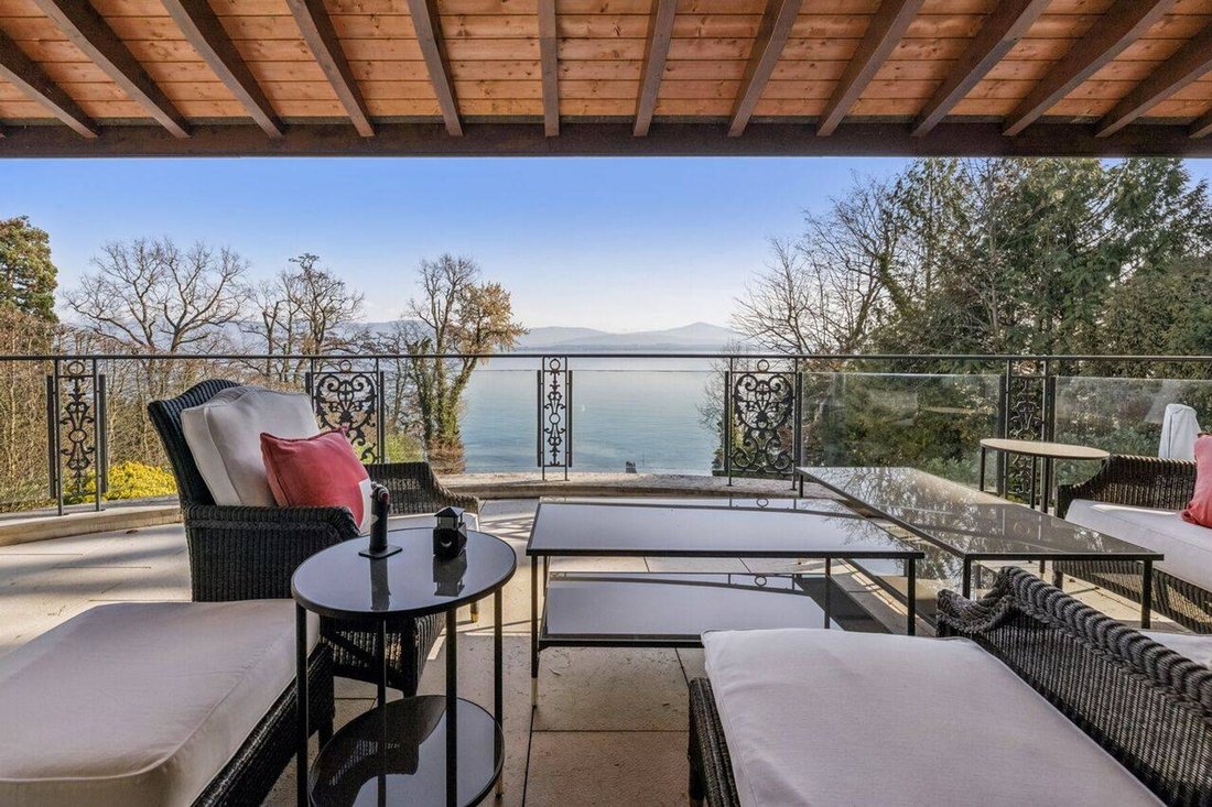 House in Dully, Vaud, Switzerland 3 - 18674573