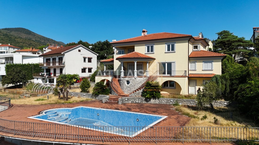 Maison à Grad Opatija, Primorje-Gorski Kotar, Croatie 2 - 18663695