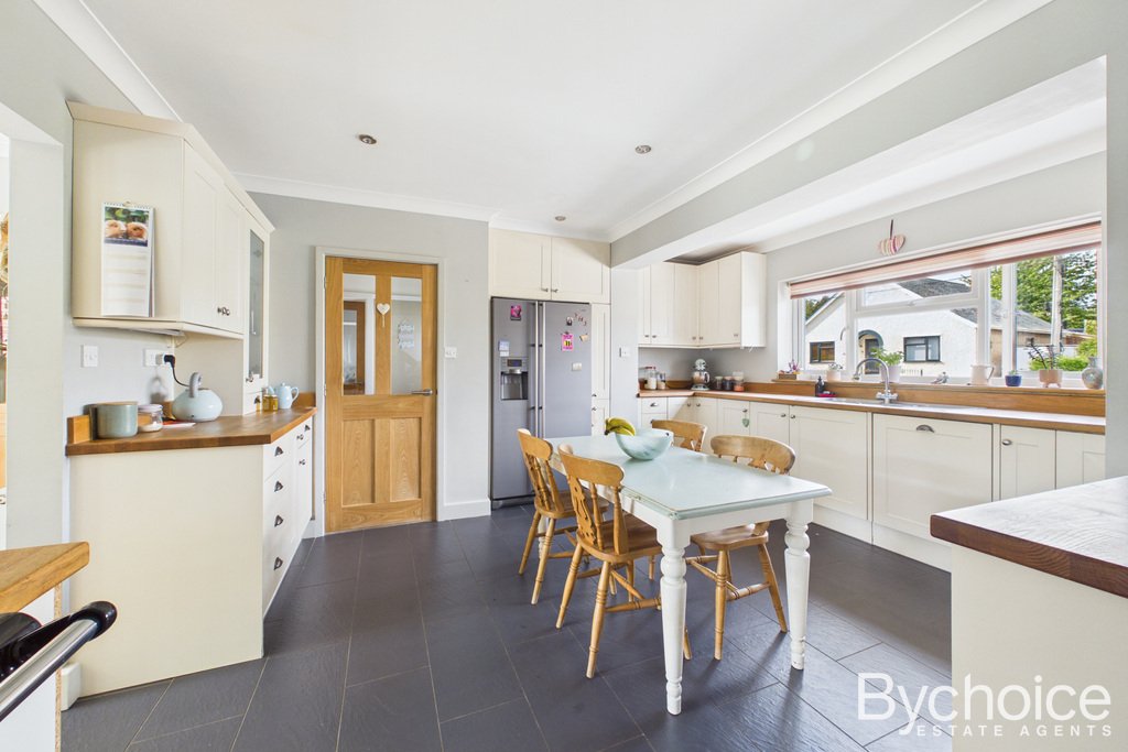 House in Glemsford, England 5 - 18674607