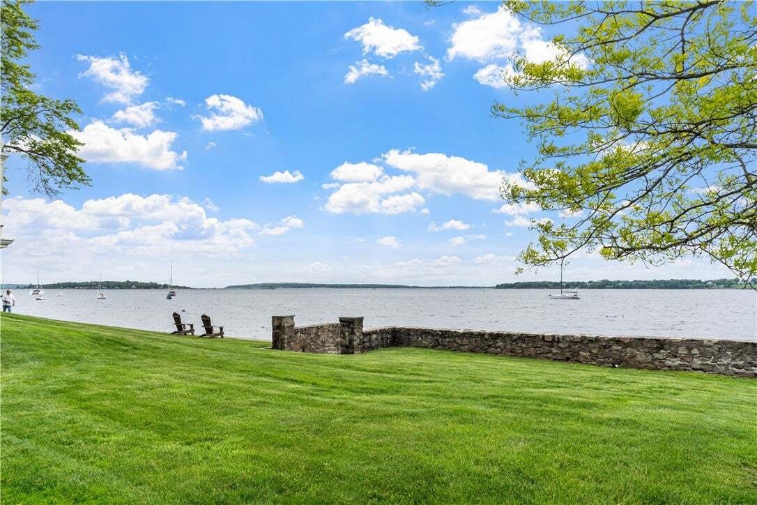 Condo in Bristol, Rhode Island, United States 3 - 18676739