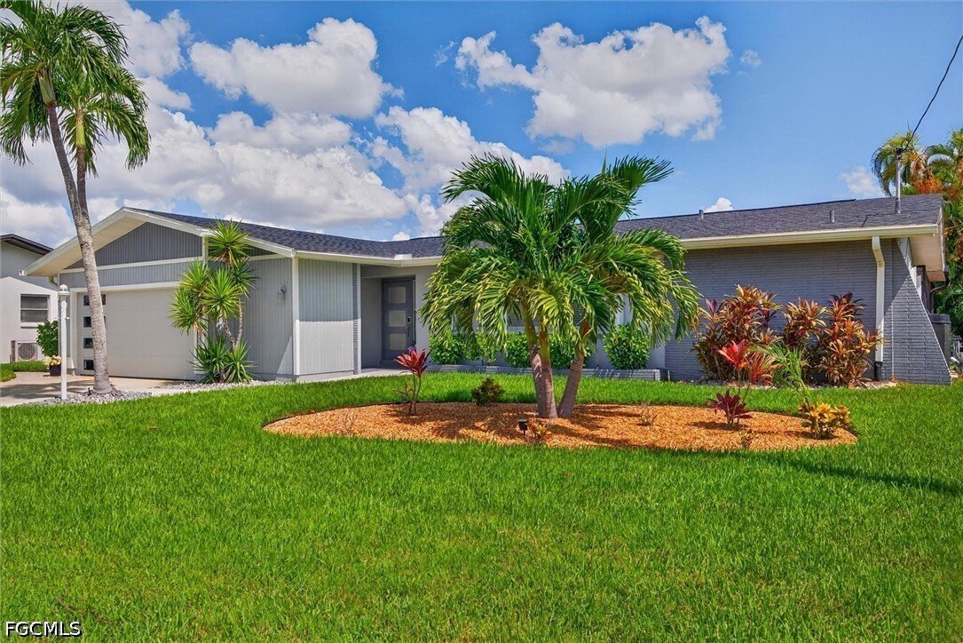 Cape Coral, Florida, United States 1 - 18678304