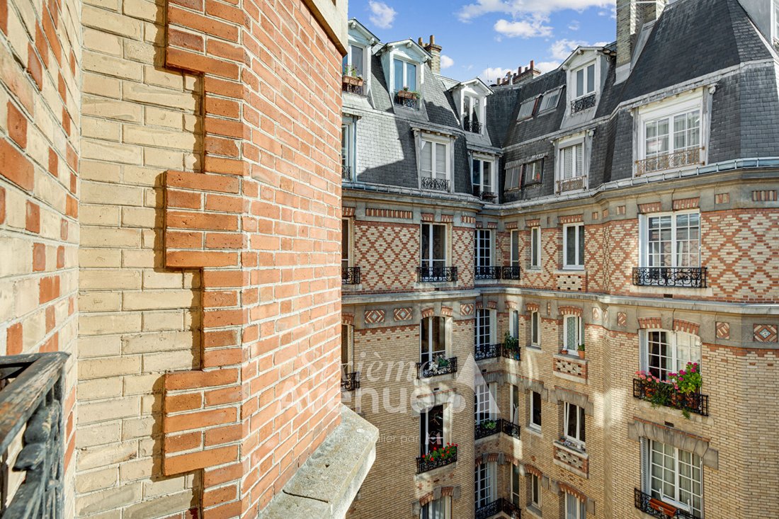Apartment in République - Saint Ambroise, Paris, Ile-de-France 2 - 18675234