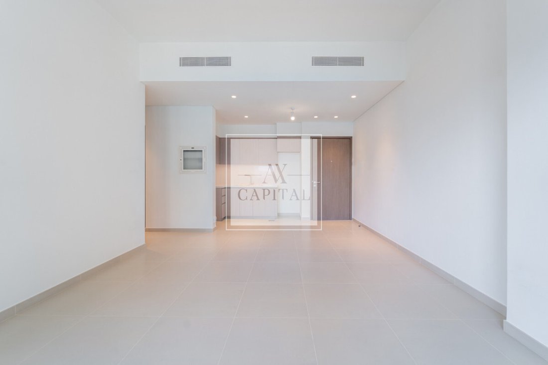 Apartment in Damac Hills, Dubai, United Arab Emirates 4 - 18675182