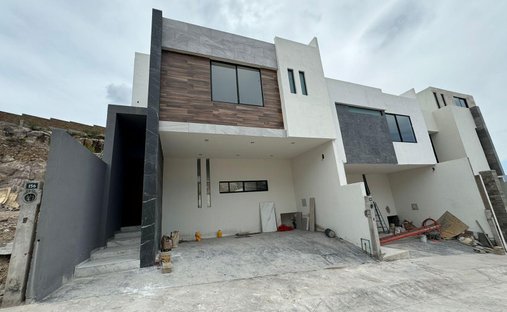 House in San Luis Potosí, San Luis Potosi, Mexico 1