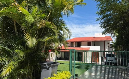 Townhouse in Santa Cruz de la Sierra, Santa Cruz Department, Bolivia 1