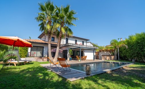 House in Le Fort, Six-Fours-les-Plages, France 1