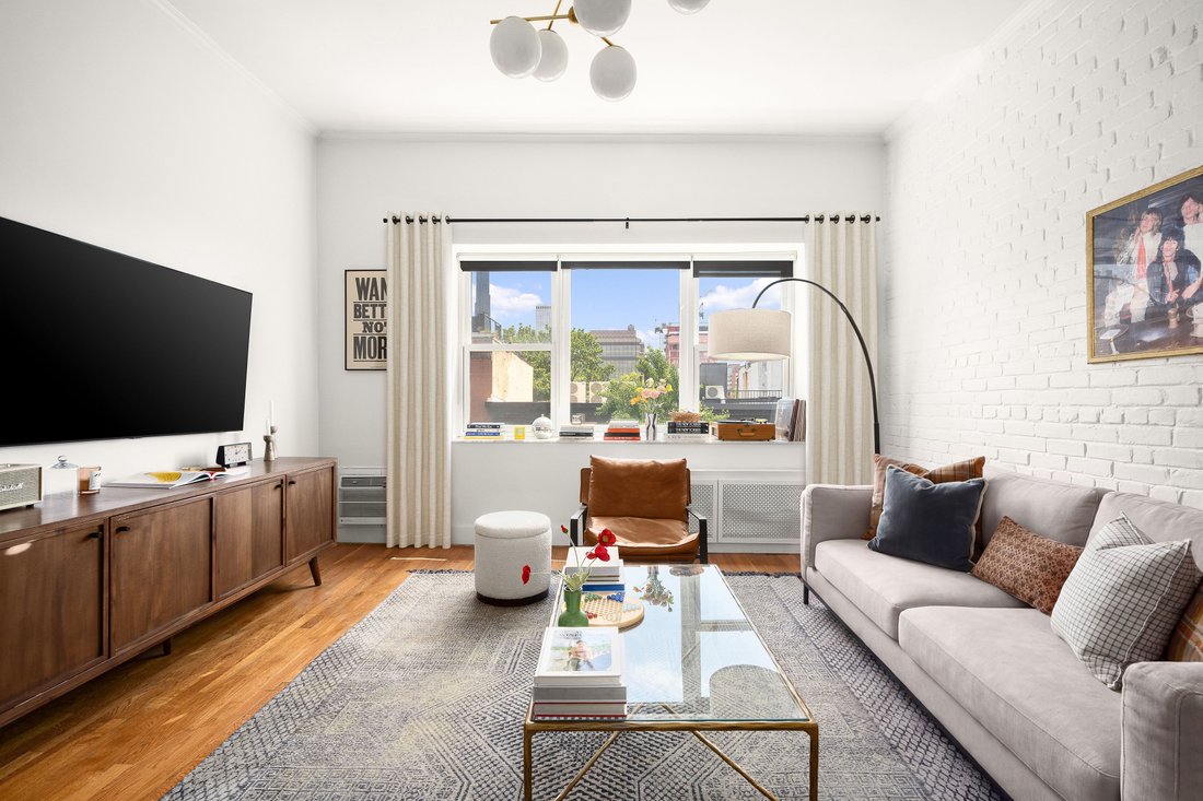 Co Op in New York, New York, United States 1 - 18678423
