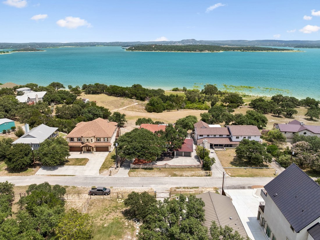 House in Canyon Lake, Texas, United States 1 - 18366519