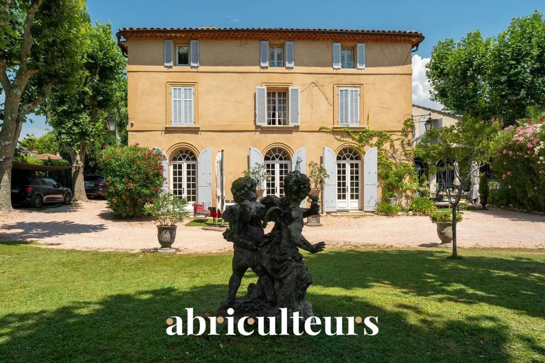 House in Bouc-Bel-Air, Provence-Alpes-Côte d'Azur, France 2 - 18675710