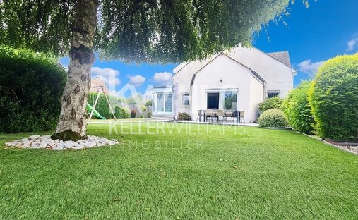 Villa in Osny, Ile-de-France, France 1