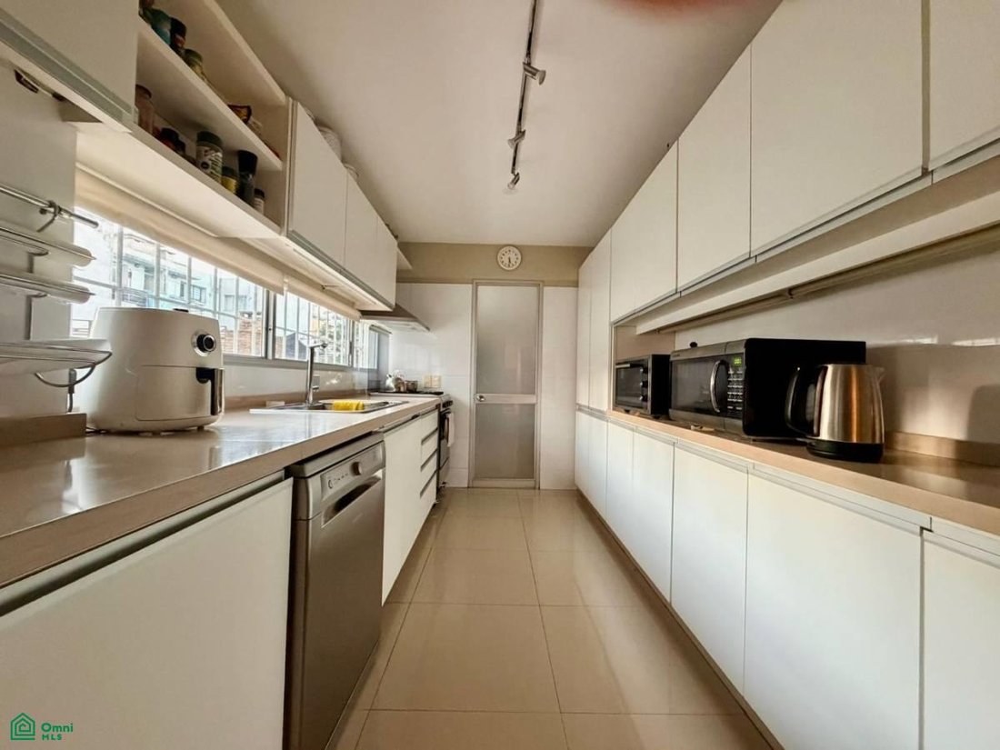 Condo in Montevideo, Departamento de Montevideo, Uruguay 3 - 18653028