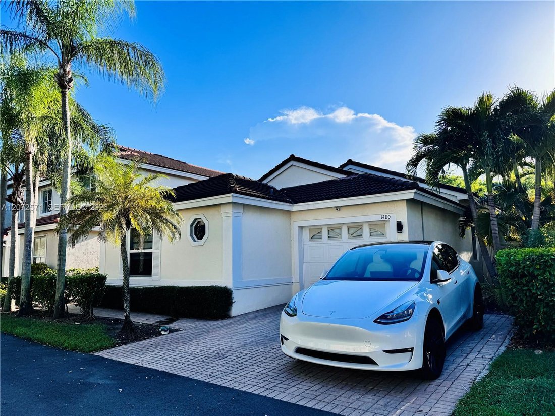 House in Hollywood, Florida, United States 1 - 18677570