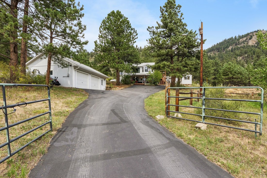 House in Estes Park, Colorado, United States 2 - 18675095