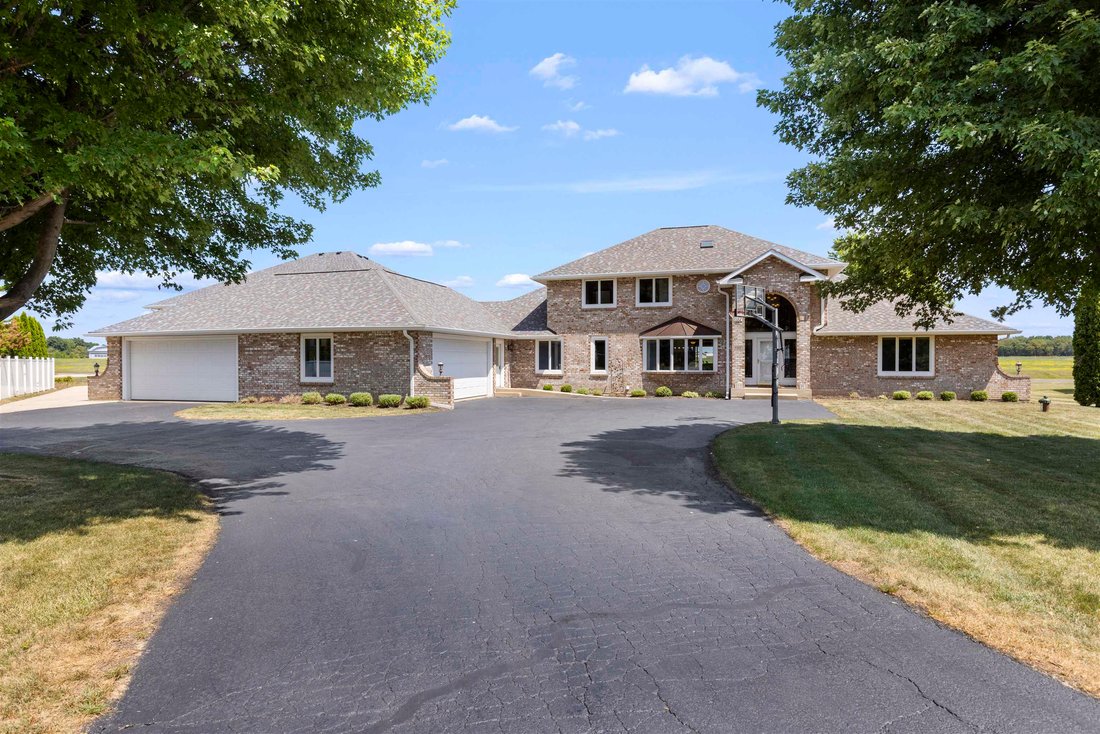 House in Poplar Grove, Illinois, United States 1 - 18678665
