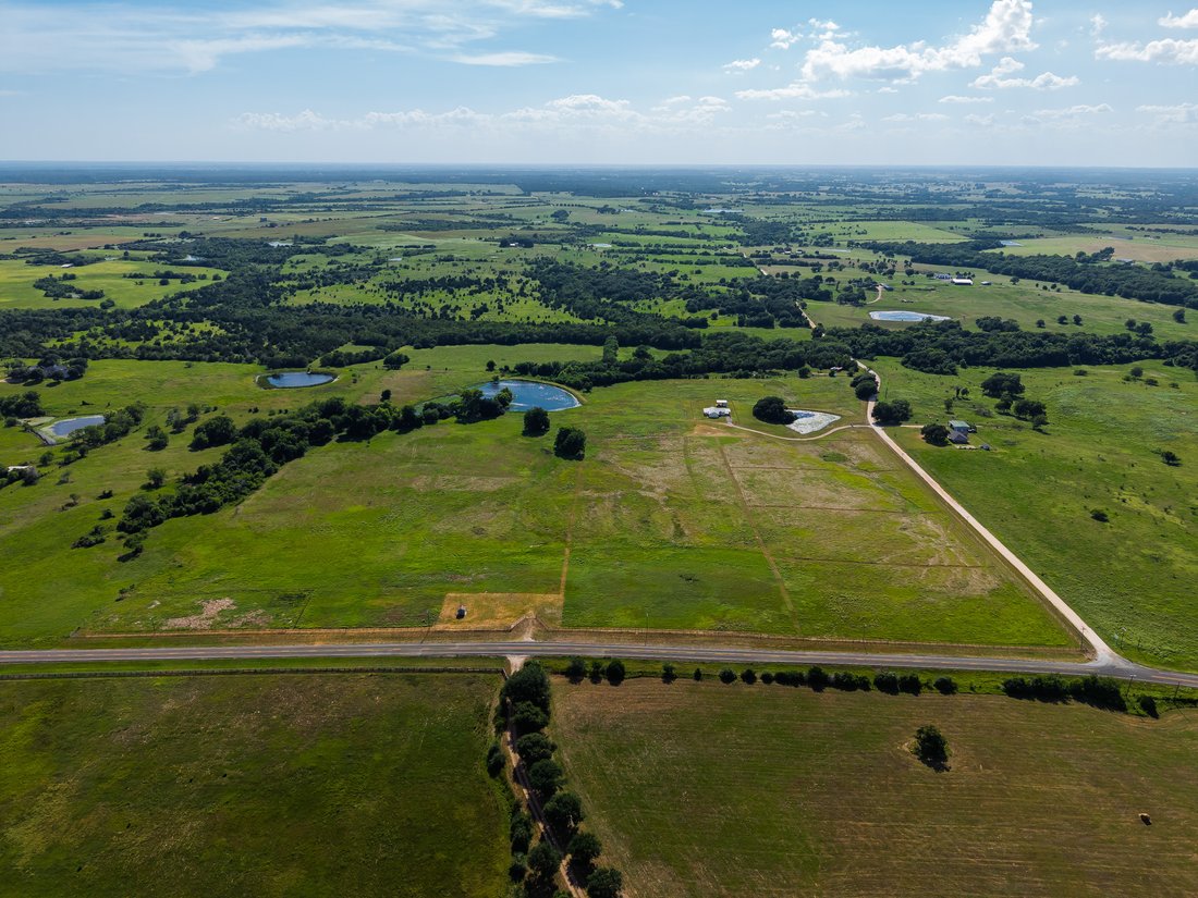 Bellville, Texas, United States 1 - 18674574